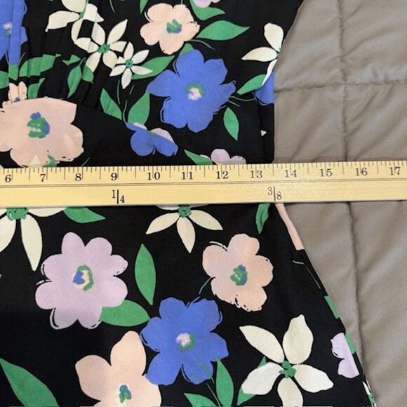 Nasty Gal Black Floral Print Dress Empire Waist Pintuck Blue White Size 2 - Picture 9 of 11